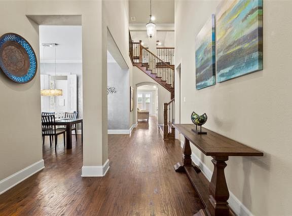3rd image of 3117 Millburn Ct