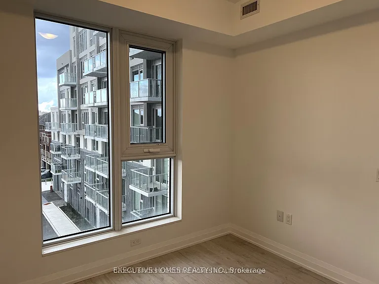 412 Silver Maple Rd #427 — Photo 10