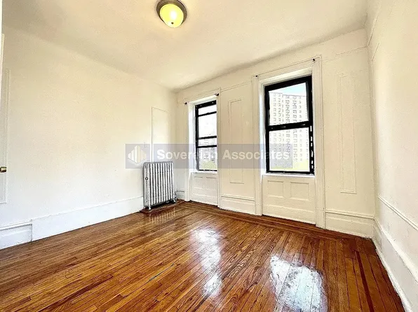 3139 Broadway image 1 of 12