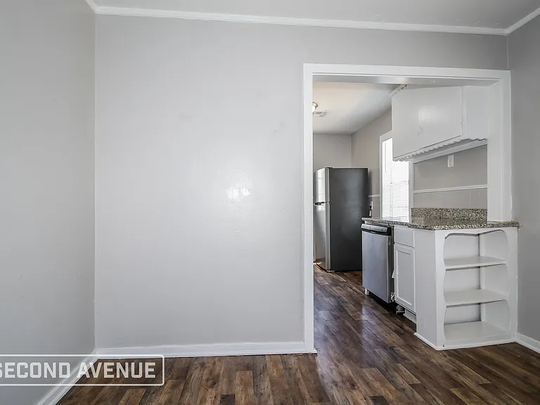 110 E Myrtle Dr — Photo 13