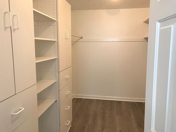 5th image of 759 Saint Michael Pl