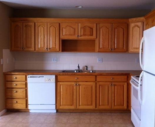 3rd image of 109 Bradley Ct