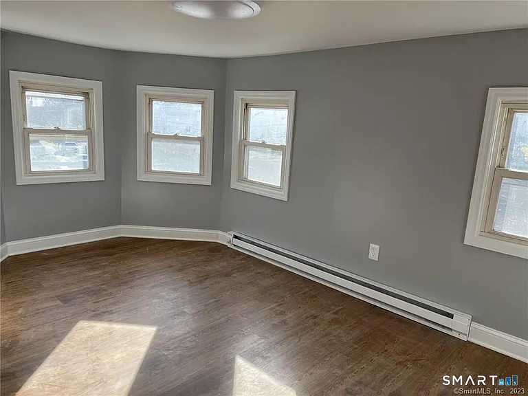 122 Seaside Ave #2 — Photo 6