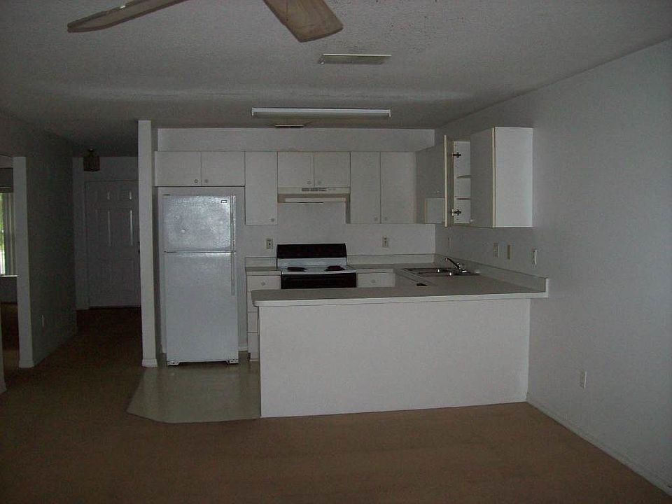 1st image of 2615 Icabod Ct