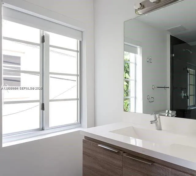 1450 Meridian Ave #201 — Photo 14