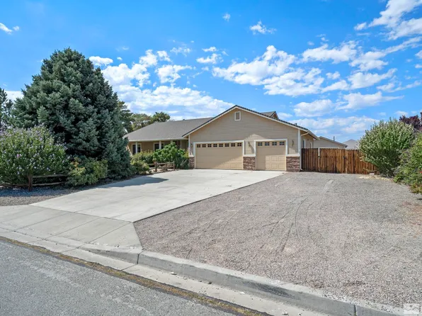 285 Saintsbury Ct, Sparks, NV 89441
