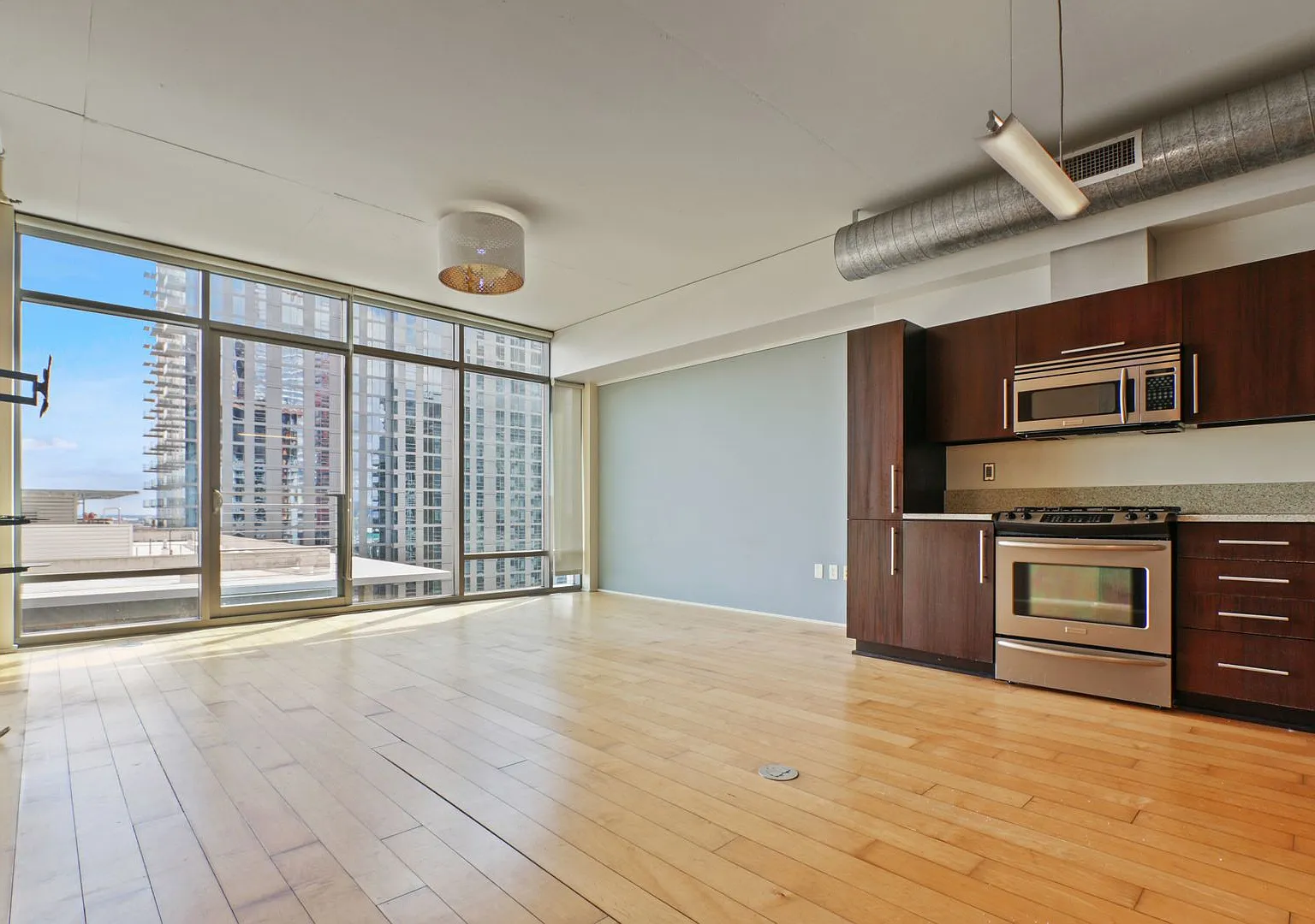 Experience the Luma Lifestyle! Everything you need, right here. — Photo 3