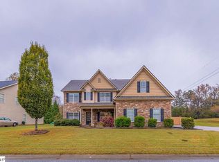 179 Raven Falls Ln, Simpsonville, SC 29681