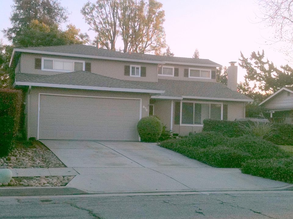 1st image of 870 Clarkston Dr