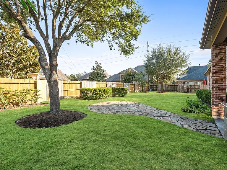 4615 Marbrook Meadow Ln — Photo 36