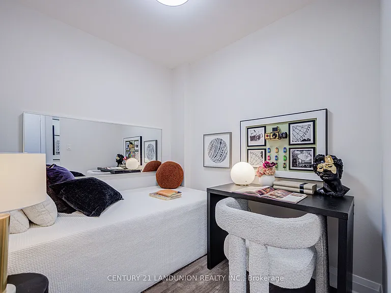 18 Uptown Dr #808 — Photo 7