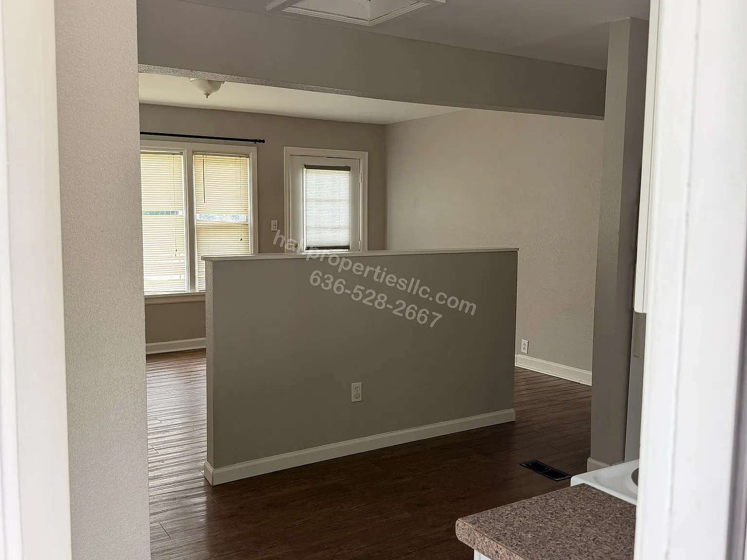 2 bed, 700 sqft, $1,150 — Photo 4