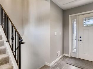 5520 Lindsay St, Golden Valley, MN 55422