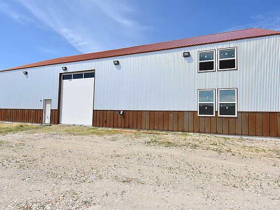 3rd image of 3719 W Highway 52