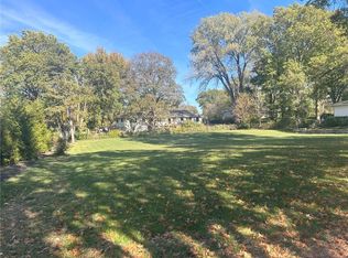 3002 W 66th Ter, Mission Hills, KS 66208