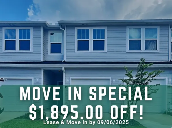 614 Holly Lakes Dr, Orange Park, FL 32073