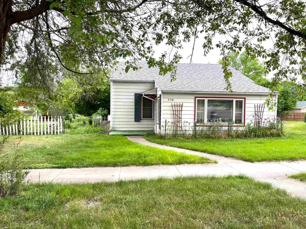 338 S 5th St, Hot Springs, SD 57747