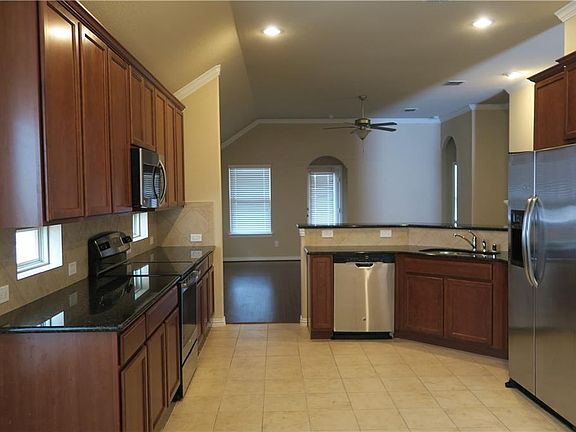 5th image of 16424 Toledo Bend Ct