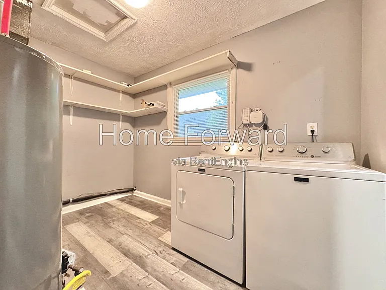 1720 Traveller Rd — Photo 12