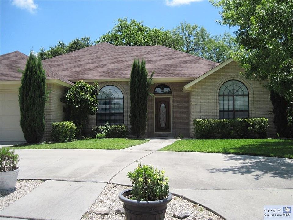 1st image of 136 Parkridge Cir