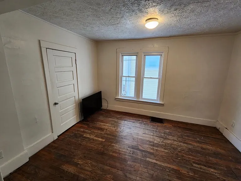 1700 Buchanan Ave SW #1704 — Photo 4