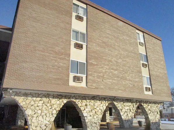 1301 S Finley Rd APT 417, Lombard, IL 60148