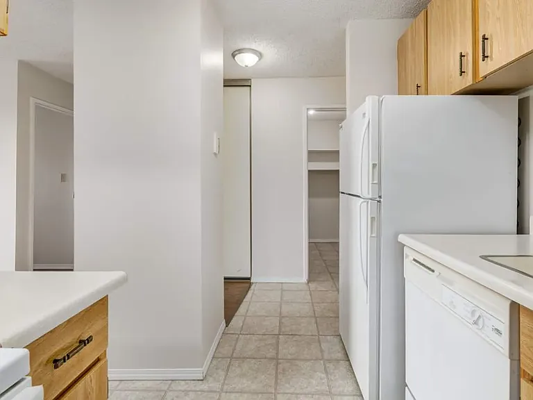 5 Russell Dr — Photo 10