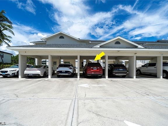 2nd image of 615 Rose Garden Rd APT 2