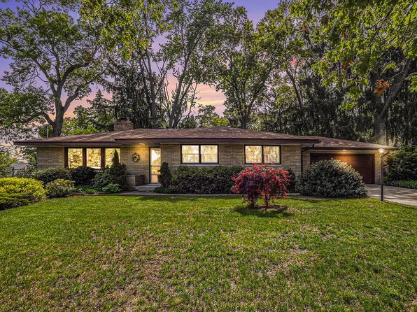 575 Glenwood Ave, Muskegon, MI 49445