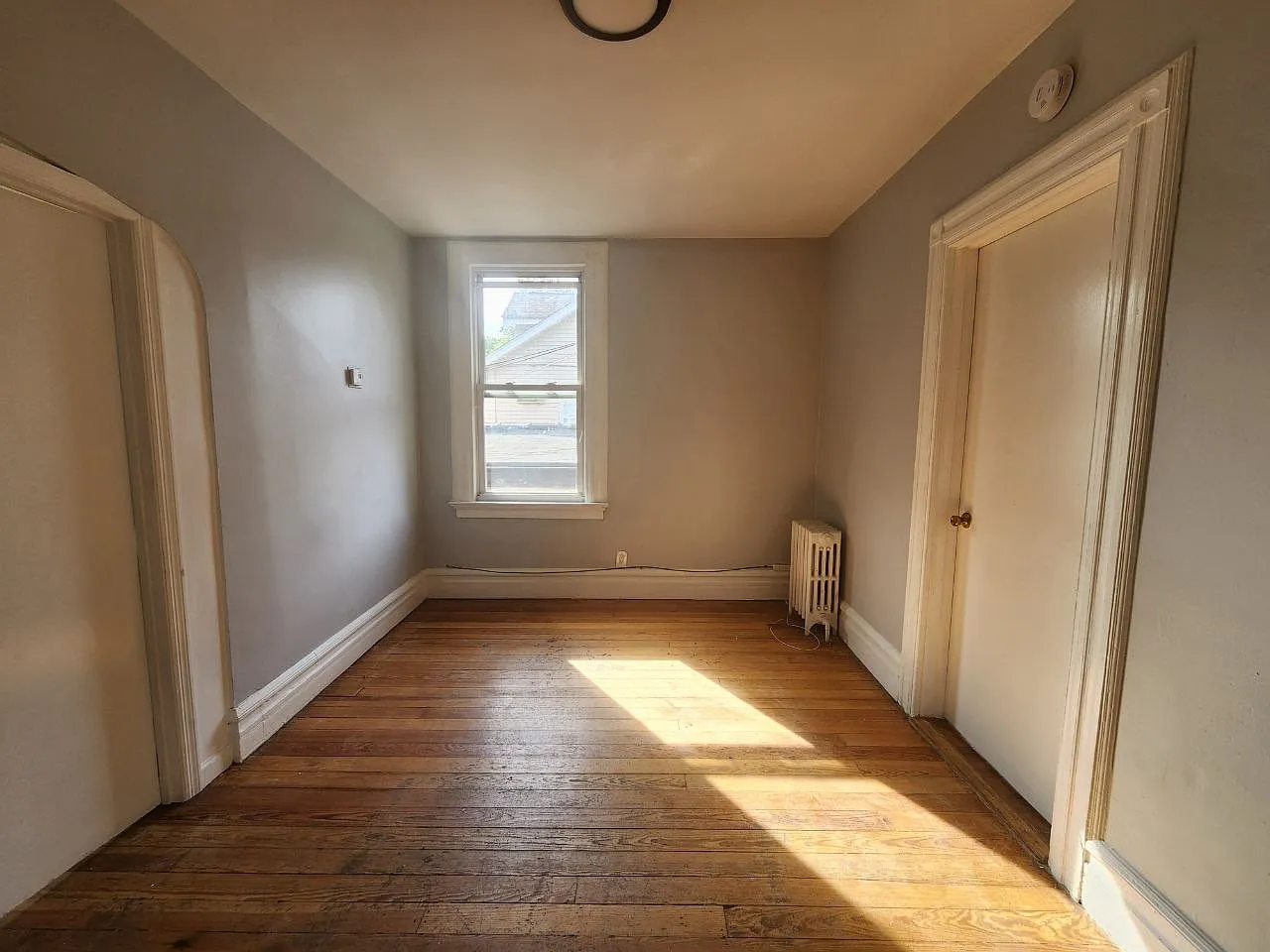 2 bed, 850 sqft, $1,850 — Photo 2