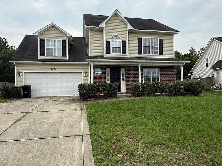2305 Gray Goose Loop — Photo 2