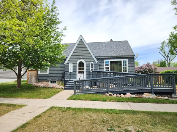 31 3rd Ave SW, Choteau, MT 59422