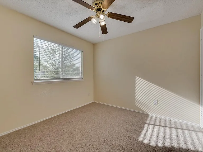 1508 Mountain Side Dr — Photo 14