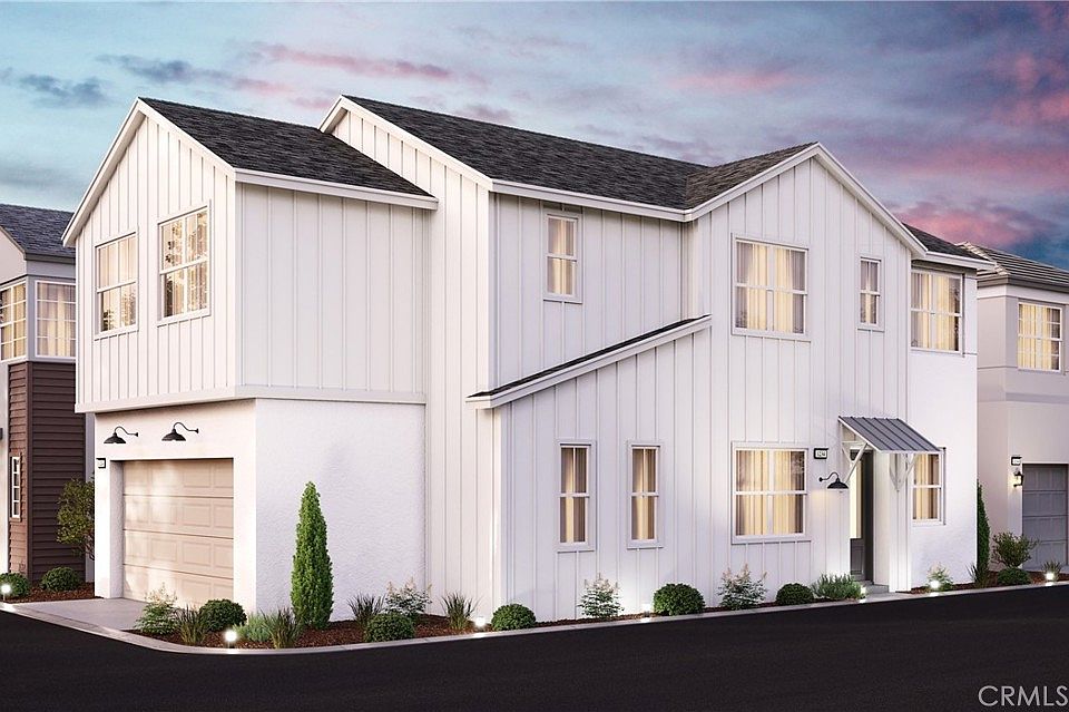 1st image of 4418 S Grant Paseo