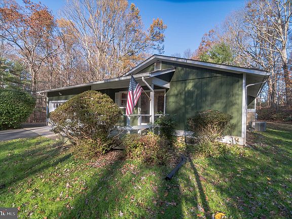 4th image of 6223 Gwendolyn Dr