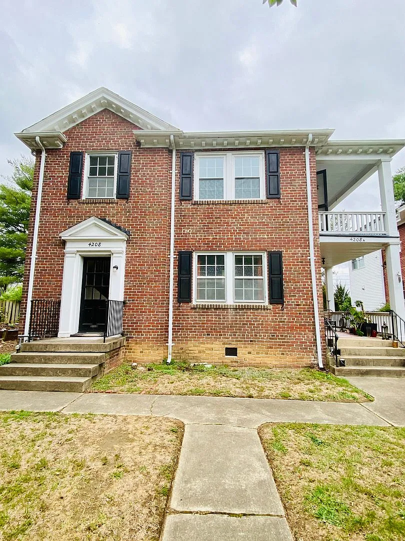4208 Fitzhugh Avenue — Photo 4