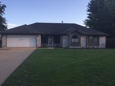 1208 S Lyndale St, Siloam Springs, AR, 72761