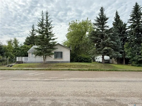 112 1st STREET W, Shell Lake, SK S0J 2G0