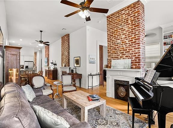 4th image of 3505 Cleveland Ave #3505