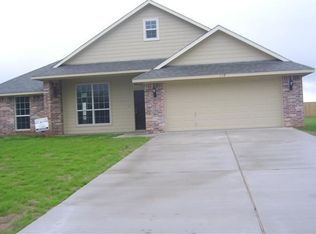 118 Devonshire, Hewitt, TX 76643