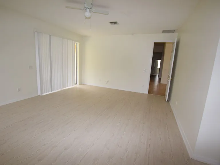 2604 Lutza Way — Photo 38