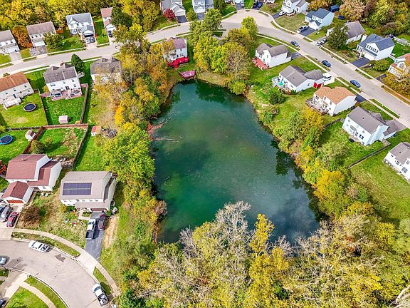 3rd image of 4784 Crosscreek Dr