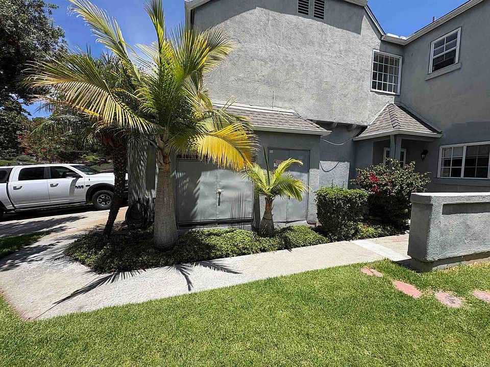 1st image of 2693 Regent Rd