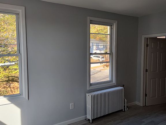 5th image of 449 Saint Pauls Ave #2F
