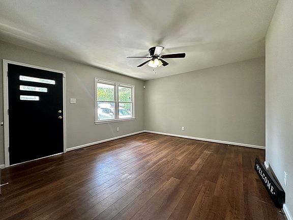 4th image of 317 McKellar Dr