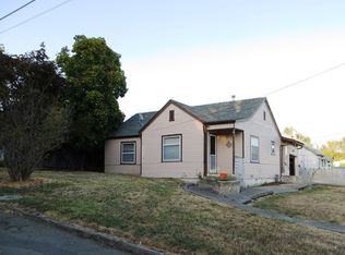 541 NE Fulton St, Roseburg, OR 97470