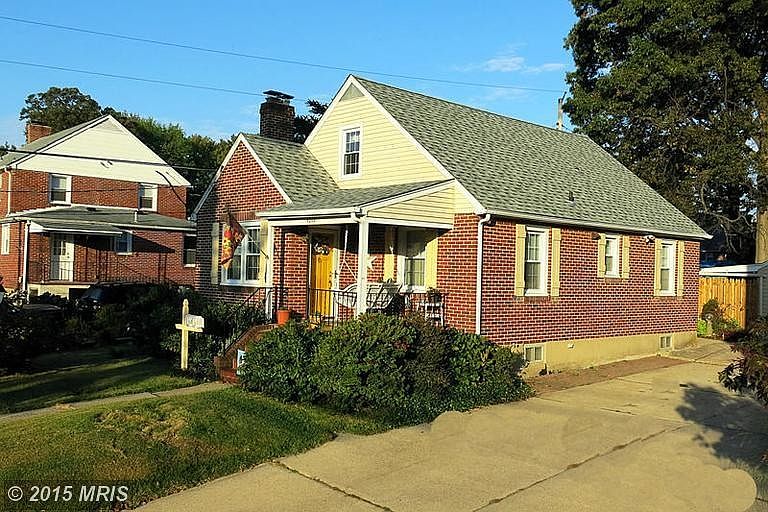Exterior (Front)