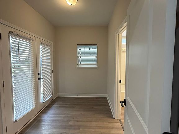 3rd image of 2589 Ocean Walk Dr NW