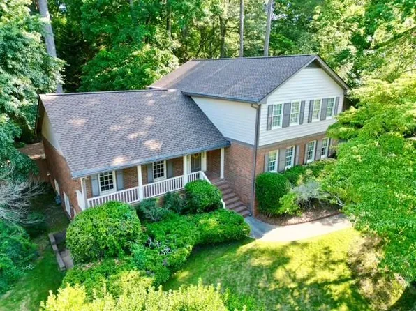 7310 Wynhill Dr, Atlanta, GA 30328