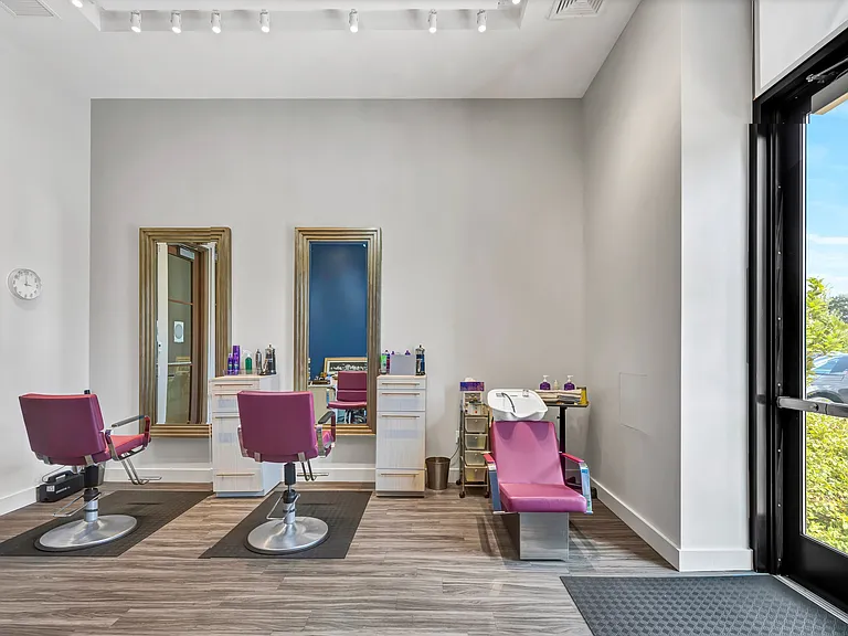Salon